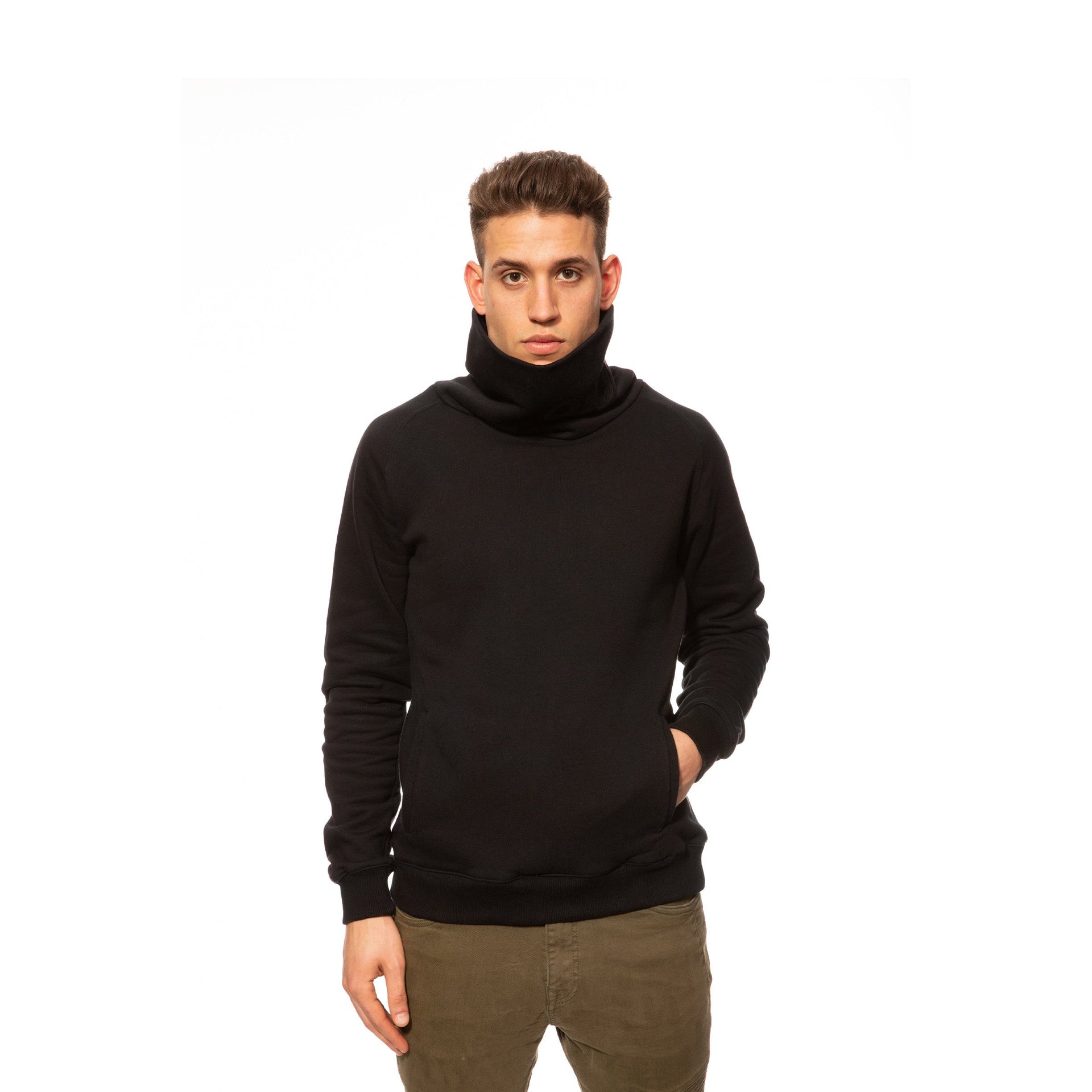 Black QJUTSU Rollkragen-Sweatshirt