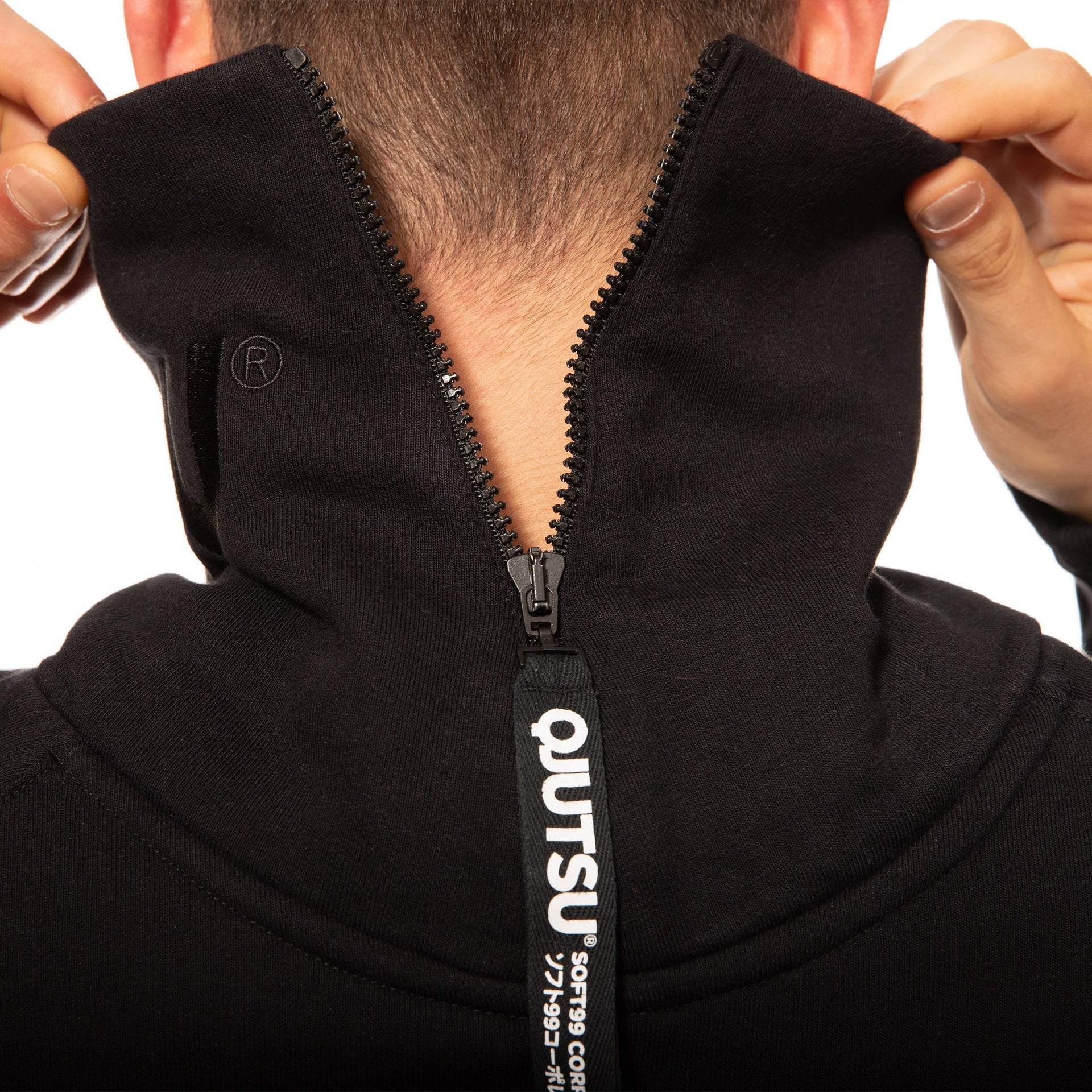 Black QJUTSU Rollkragen-Sweatshirt