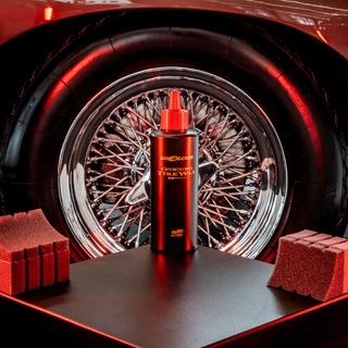 😈 TEUFLISCH SCHWARZE REIFEN 😈
-
Wie das geht? Mit unserem neuesten Reifendressing: Digloss Black Devil Tire Wax! 👀
---
#soft99 #autopflege #detailing #japan #auto